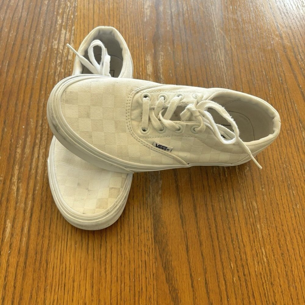 Vans White Checkered Lace Up White Checkered Pattern Shoes 6.5 women's